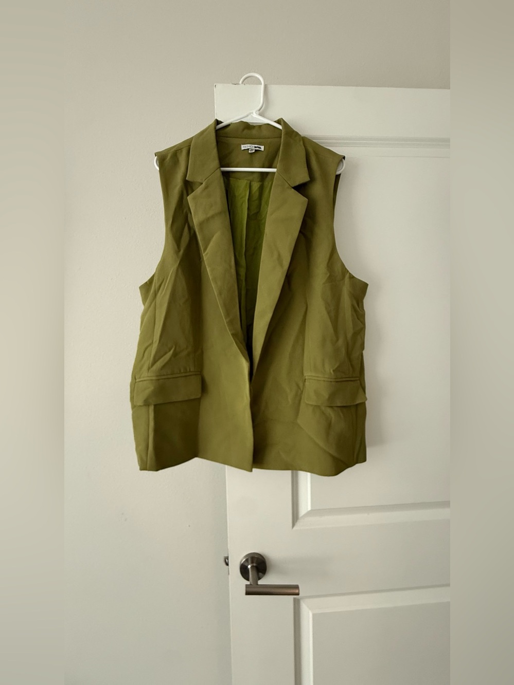 Fashion Nova Olive Green Sleeveless Blazer Vest